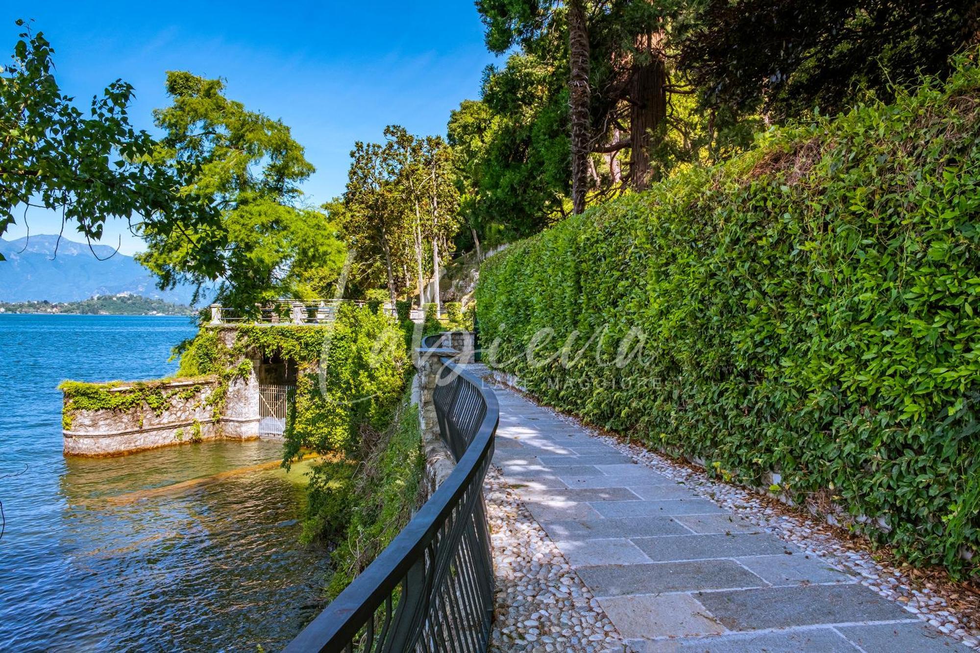 Labiena Lake Maggiore Laveno Luaran gambar